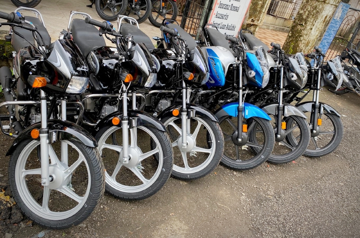 Hero Xoom, Hero Splendor sales in March 2025